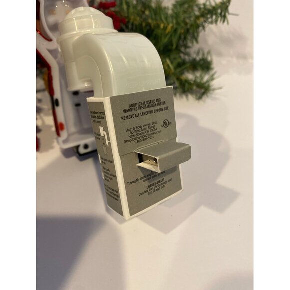 Bath & Body Works “Santa with Presents” Nightlight Wallflower Plug -New with tag - Picture 7 of 10